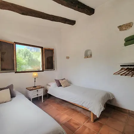 Authentic With Pool, 15 Miles, Absolute Privacy