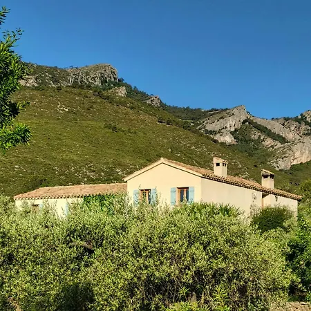 Authentic With Pool, 15 Miles, Absolute Privacy