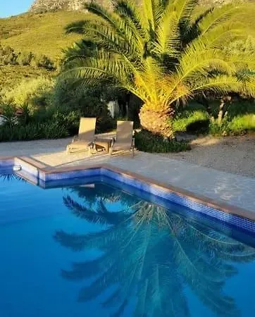 Authentic With Pool, 15 Miles, Absolute Privacy Villa *